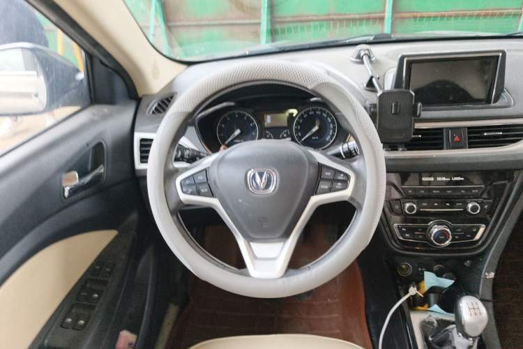 Used CHANGAN Alsvin V7 2016 1.6L Manual Enjoyment Model China IV Standard Steering Wheel