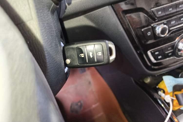 Used CHANGAN Alsvin V7 2016 1.6L Manual Enjoyment Model China IV Standard Vehicle Key