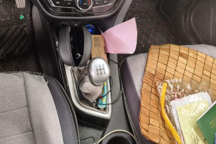 Used CHANGAN Alsvin V7 2016 1.6L Manual Enjoyment Model China IV Standard Gear Lever