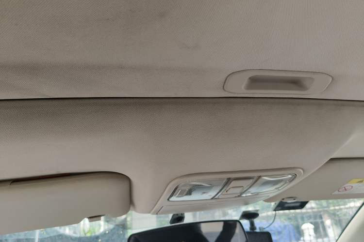 Used CHANGAN Alsvin V7 2016 1.6L Manual Enjoyment Model China IV Standard Headliner
