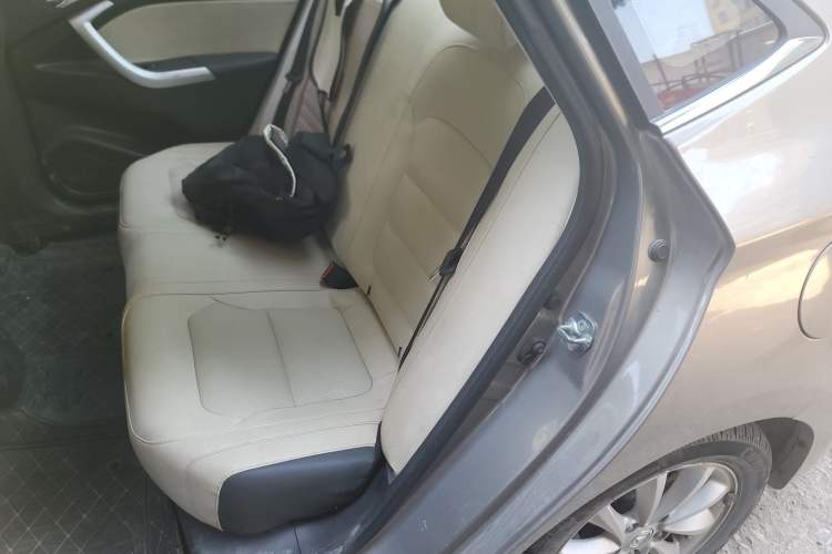 Used CHANGAN Alsvin V7 2016 1.6L Automatic Joyful Model China IV Standard Left Rear Seat