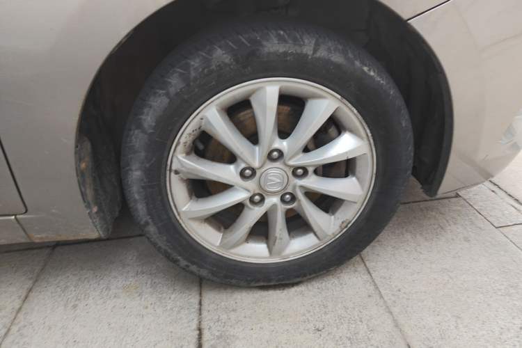 Used CHANGAN Alsvin V7 2016 1.6L Manual LeShang Model China V Standard Right Front Wheel Hub