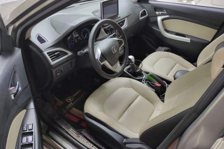 Used CHANGAN Alsvin V7 2016 1.6L Manual LeShang Model China IV Standard Driver Seat