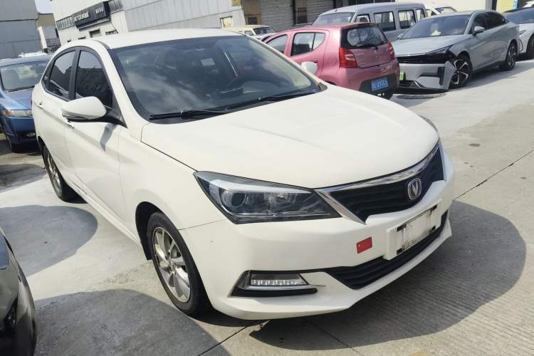 Used CHANGAN Alsvin V7 2016 1.0T Manual Jingchi Elite Model Front Right 45 Deg