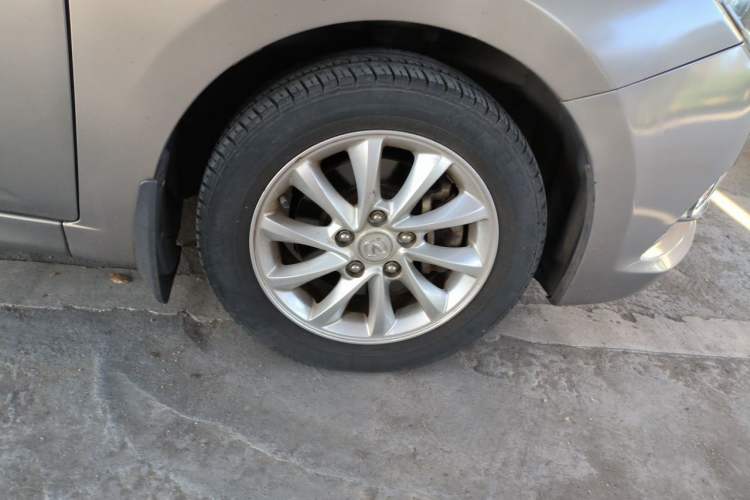 Used CHANGAN Alsvin V7 2016 1.6L Manual LeShang Model China IV Standard Right Front Wheel Hub