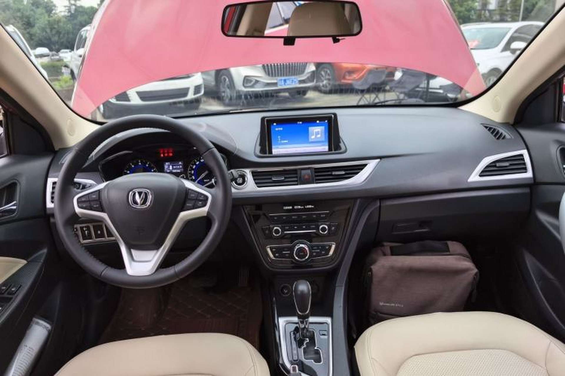 Used CHANGAN Alsvin V7 2016 1.6L Automatic Fun Model China V Standard Center Console