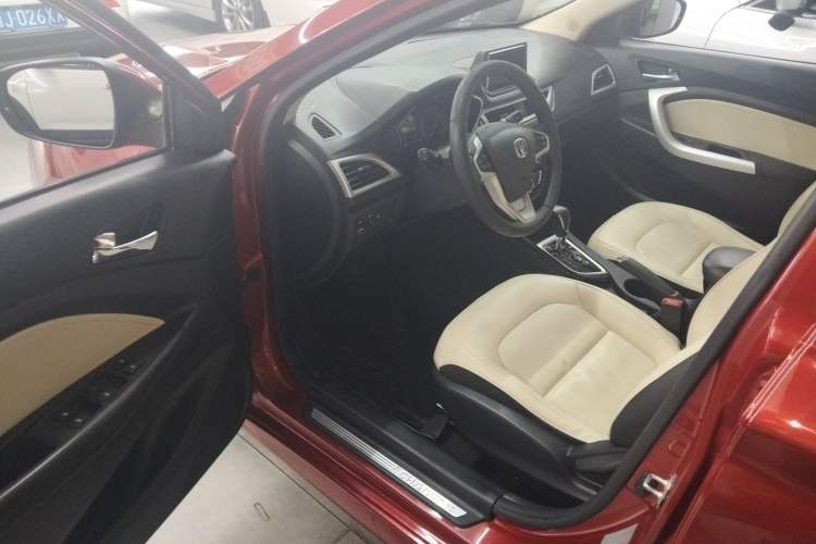 Used CHANGAN Alsvin V7 2016 1.6L Automatic Enjoyment Model China IV Standard Driver Seat