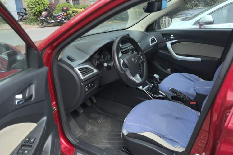 Used CHANGAN Alsvin V7 2016 1.6L Manual Joyride Model China V Standard Driver Seat