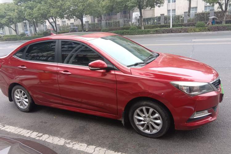 Used CHANGAN Alsvin V7 2016 1.6L Automatic Enjoyment Model China V Standard Exterior 2