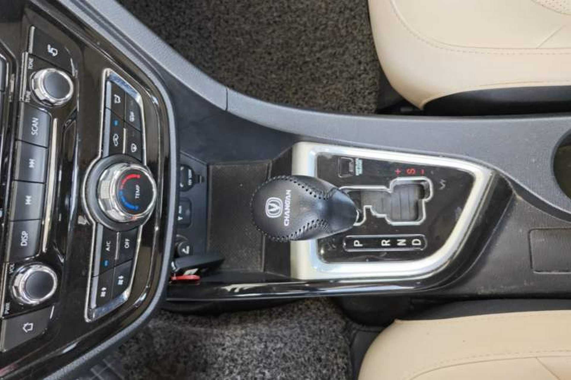 Used CHANGAN Alsvin V7 2016 1.6L Automatic Enjoyment Model China V Standard Gear Lever