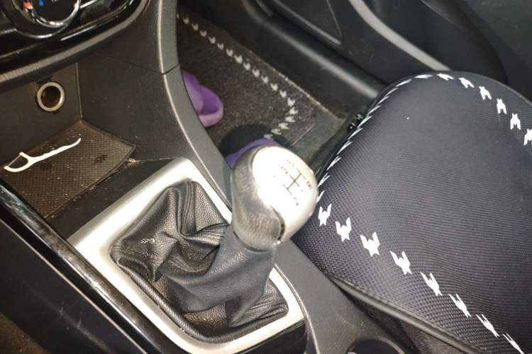 Used CHANGAN Alsvin V7 2016 1.6L Manual LeShang Model China V Standard Gear Lever