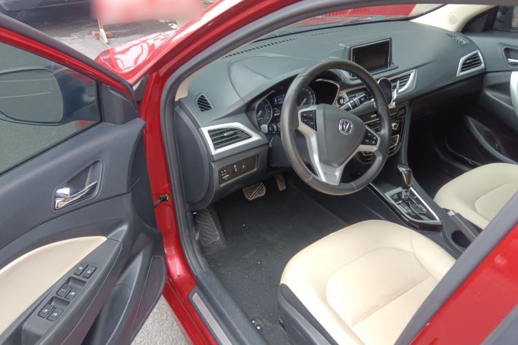 Used CHANGAN Alsvin V7 2016 1.6L Automatic Enjoyment Model China V Standard Interior 2