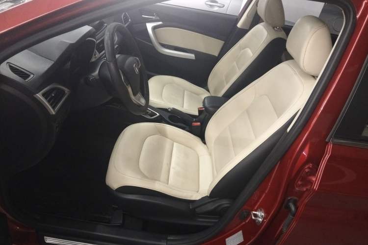 Used CHANGAN Alsvin V7 2016 1.6L Automatic Enjoyment Model China IV Standard Left Front Seat