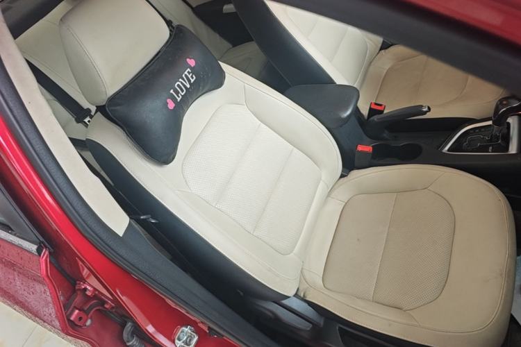 Used CHANGAN Alsvin V7 2016 1.6L Automatic Enjoyment Model China V Standard Right Front Seat