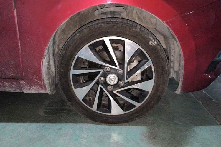Used CHANGAN Alsvin V7 2016 1.6L Manual Fun Edition China IV Right Front Wheel Hub