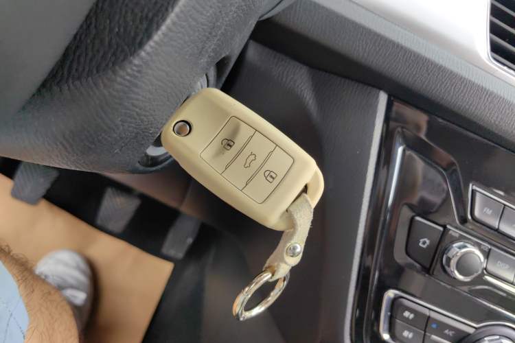 Used CHANGAN Alsvin V7 2016 1.6L Manual Enjoyment Model China V Standard Vehicle Key