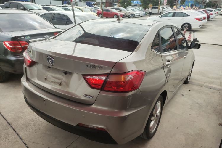 Used CHANGAN Alsvin V7 2016 1.6L Automatic Enjoyment Model China V Standard Exterior 5