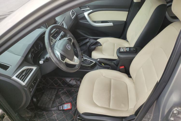 Used CHANGAN Alsvin V7 2016 1.6L Automatic Enjoyment Model China V Standard Left Front Seat