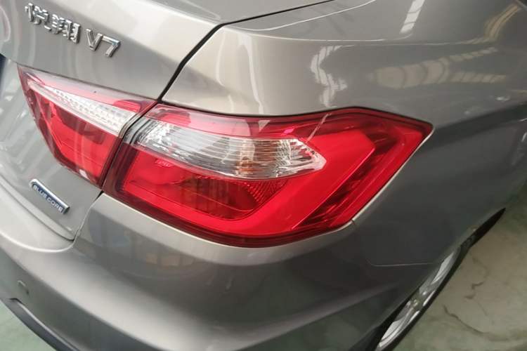 Used CHANGAN Alsvin V7 2016 1.6L Manual Enjoyment Model China V Standard Right Rear Taillight