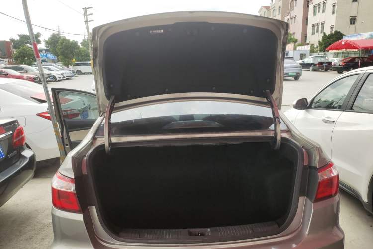 Used CHANGAN Alsvin V7 2016 1.6L Automatic Enjoyment Model China V Standard Trunk