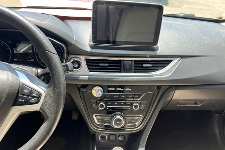 Used CHANGAN Alsvin V7 2016 1.6L Automatic Enjoyment Model China V Standard Audio And AC Panel