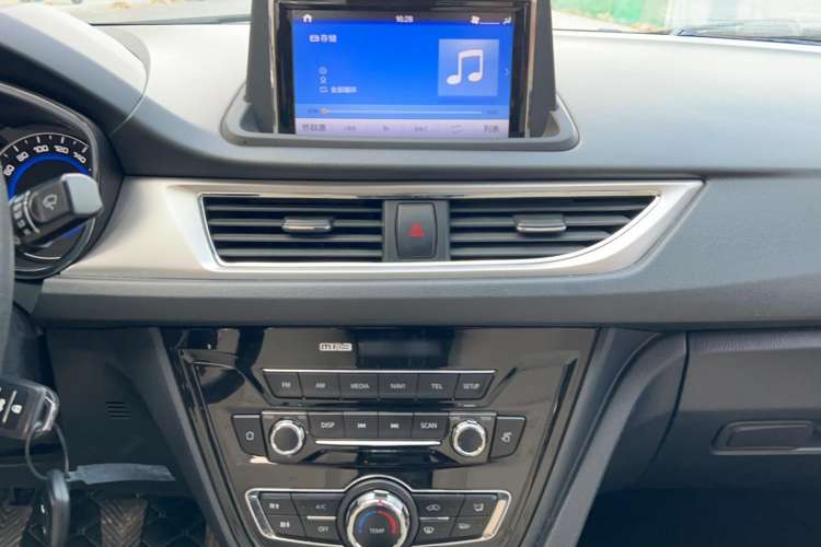 Used CHANGAN Alsvin V7 2016 1.6L Manual Enjoyment Model China V Standard Audio And AC Panel