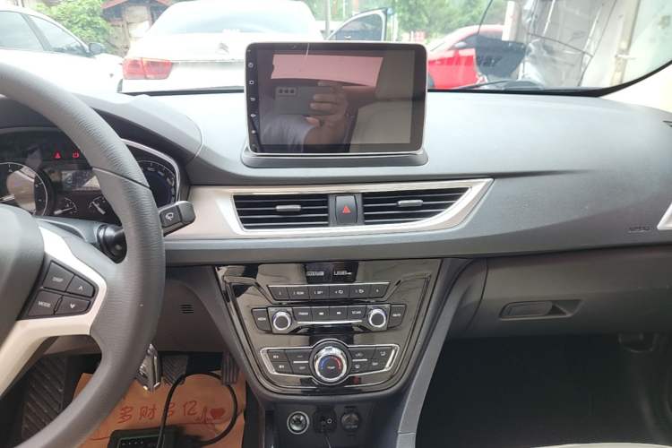 Used CHANGAN Alsvin V7 2016 1.6L Manual Joyride Model China V Standard Audio And AC Panel