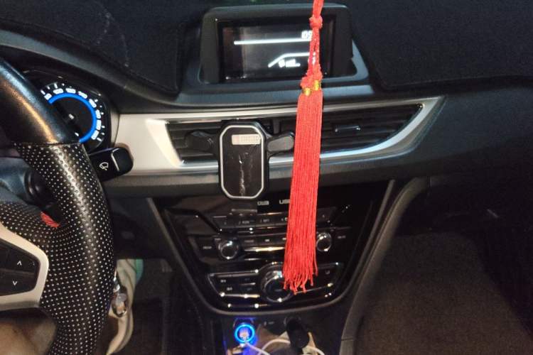 Used CHANGAN Alsvin V7 2016 1.6L Manual LeShang Model China IV Standard Audio And AC Panel