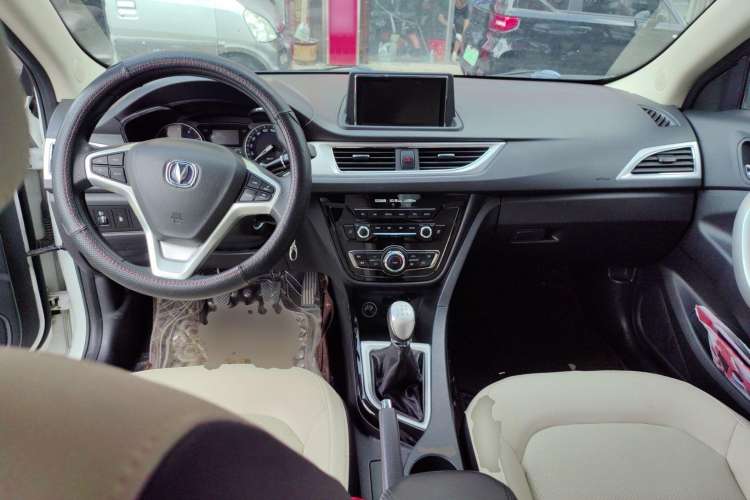 Used CHANGAN Alsvin V7 2016 1.6L Manual Enjoyment Model China V Standard Center Console