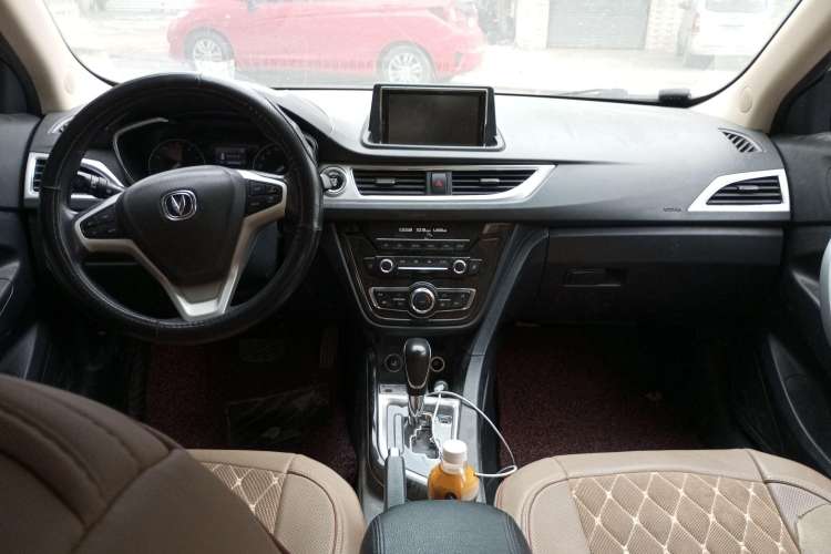 Used CHANGAN Alsvin V7 2016 1.6L Automatic Enjoyment Model China V Standard Center Console