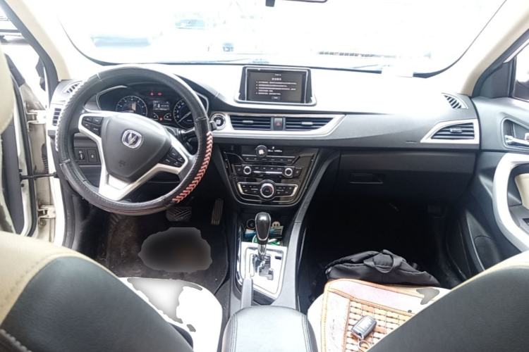 Used CHANGAN Alsvin V7 2016 1.6L Automatic Enjoyment Model China V Standard Center Console