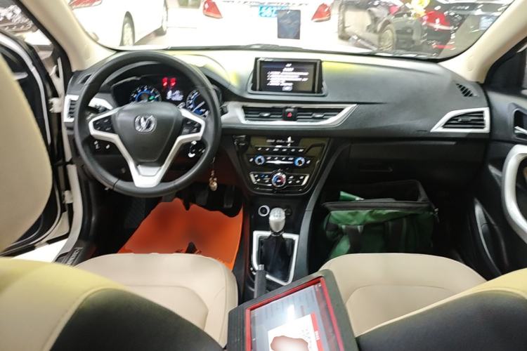 Used CHANGAN Alsvin V7 2016 1.6L Manual Enjoyment Model China V Standard Center Console