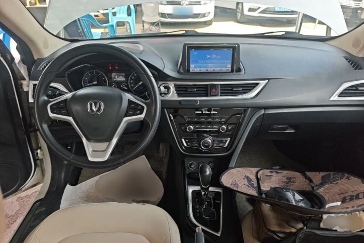 Used CHANGAN Alsvin V7 2016 1.6L Automatic Enjoyment Model China V Standard Center Console