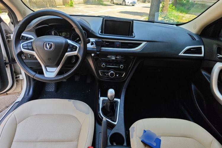 Used CHANGAN Alsvin V7 2016 1.6L Manual Enjoyment Model China V Standard Center Console