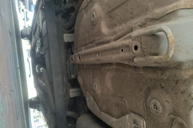 Used CHANGAN Alsvin V7 2016 1.6L Manual LeShang Model China IV Standard Chassis Rear