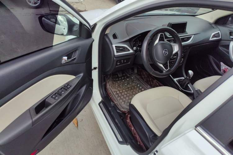 Used CHANGAN Alsvin V7 2016 1.6L Manual Enjoyment Model China V Standard Driver Seat