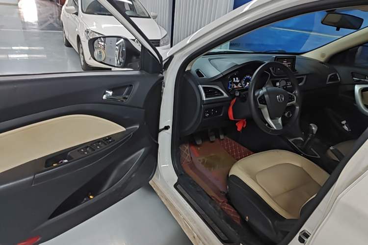 Used CHANGAN Alsvin V7 2016 1.6L Manual Enjoyment Model China V Standard Driver Seat