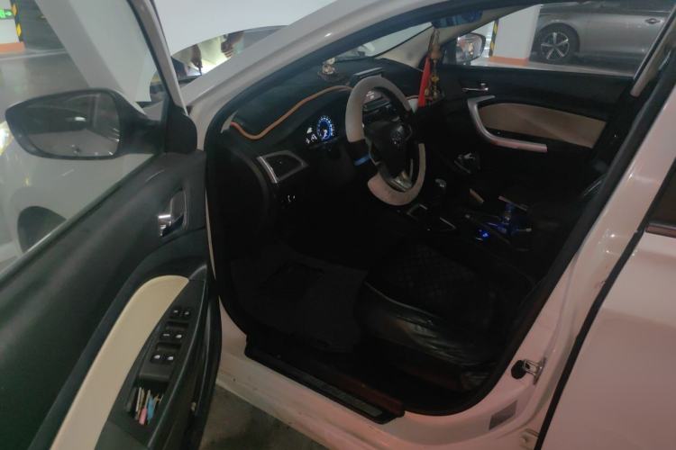 Used CHANGAN Alsvin V7 2016 1.6L Manual Enjoyment Model China V Standard Driver Seat