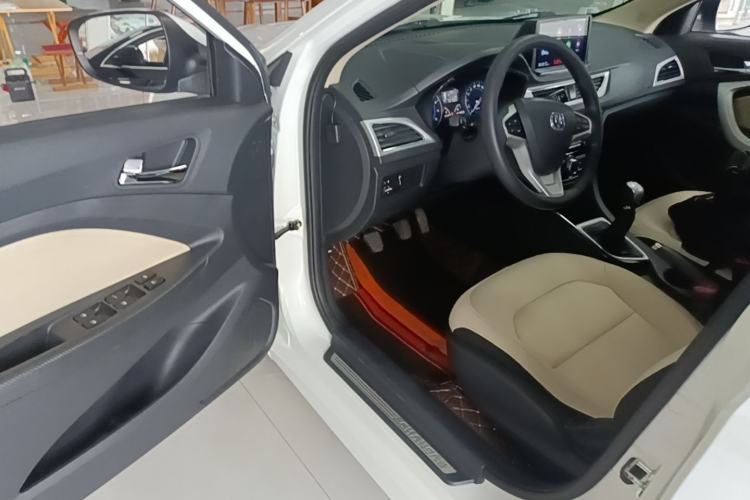 Used CHANGAN Alsvin V7 2016 1.6L Manual LeShang Model China V Standard Driver Seat