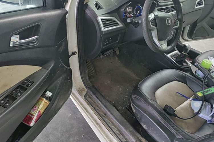 Used CHANGAN Alsvin V7 2016 1.6L Manual LeShang Model China V Standard Driver Seat