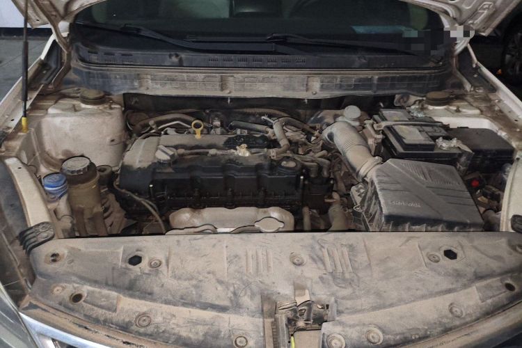 Used CHANGAN Alsvin V7 2016 1.6L Manual LeShang Model China IV Standard Engine Bay