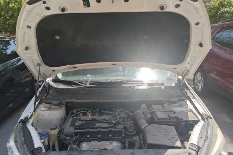 Used CHANGAN Alsvin V7 2016 1.6L Manual LeShang Model China IV Standard Engine Bay
