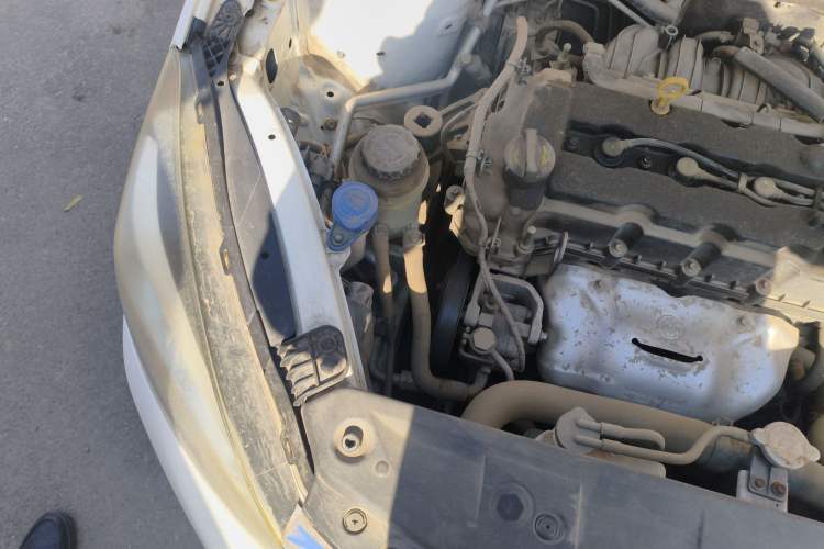 Used CHANGAN Alsvin V7 2016 1.6L Manual LeShang Model China V Standard Engine Bay Right