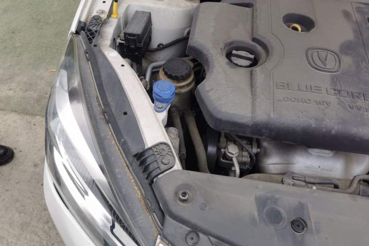 Used CHANGAN Alsvin V7 2016 1.6L Automatic Enjoyment Model China V Standard Engine Bay Right