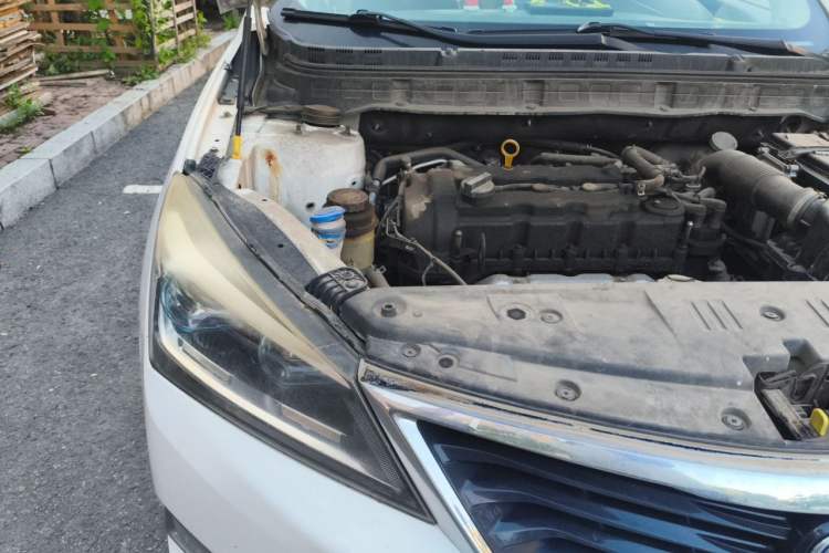 Used CHANGAN Alsvin V7 2016 1.6L Manual LeShang Model China V Standard Engine Bay Right