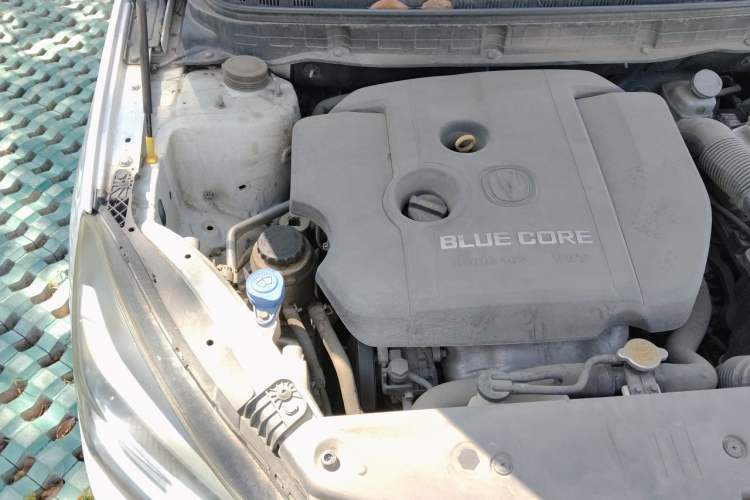 Used CHANGAN Alsvin V7 2016 1.6L Manual Fun Edition China IV Engine Bay Right