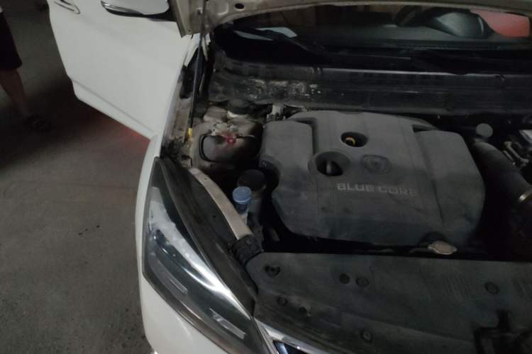 Used CHANGAN Alsvin V7 2016 1.6L Manual LeShang Model China V Standard Engine Bay Right