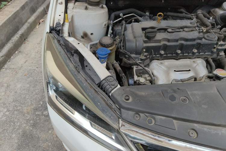 Used CHANGAN Alsvin V7 2016 1.6L Manual LeShang Model China V Standard Engine Bay Right