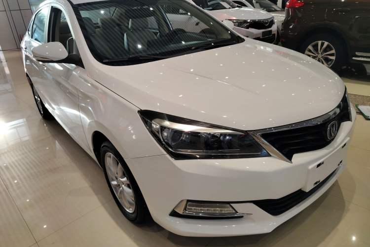 Used CHANGAN Alsvin V7 2016 1.6L Automatic Enjoyment Model China V Standard Exterior 1