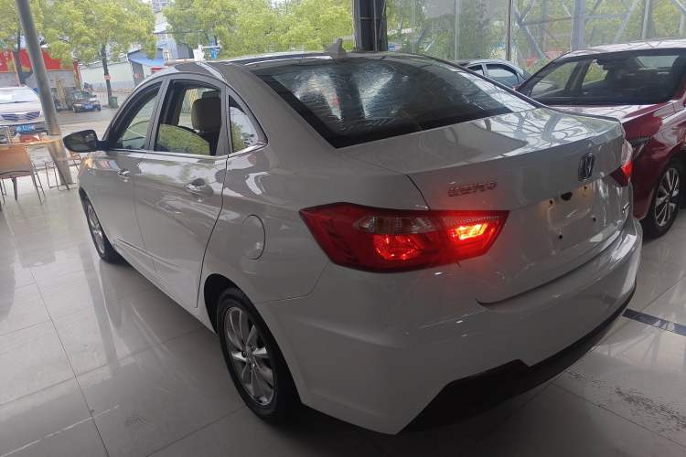 Used CHANGAN Alsvin V7 2016 1.6L Automatic Enjoyment Model China V Standard Exterior 2